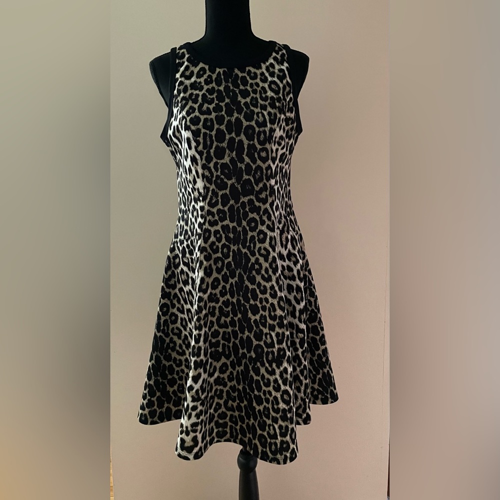 Karen Kane Large dress